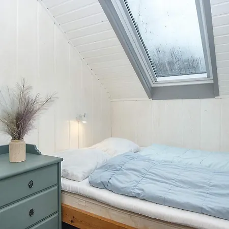 Holiday home 6 Person In *